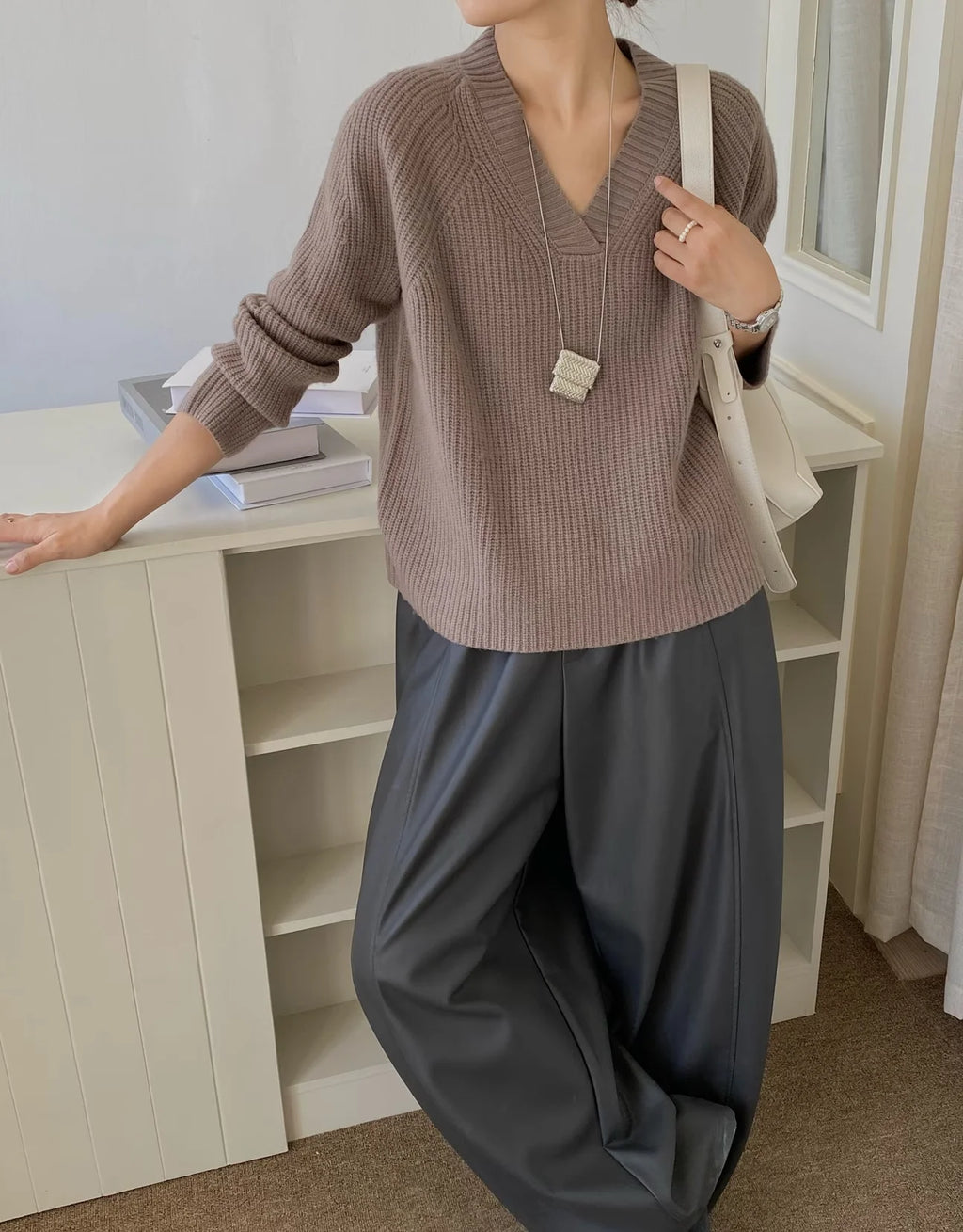 The Windsor Ribbed V-Neck