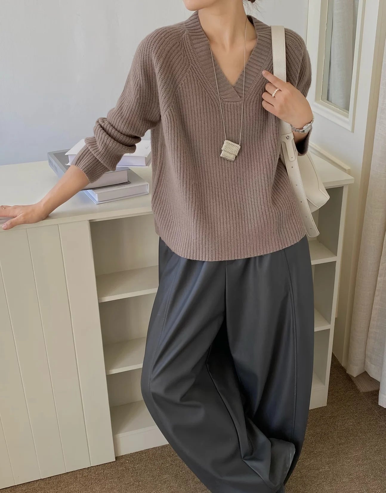 The Windsor Ribbed V-Neck